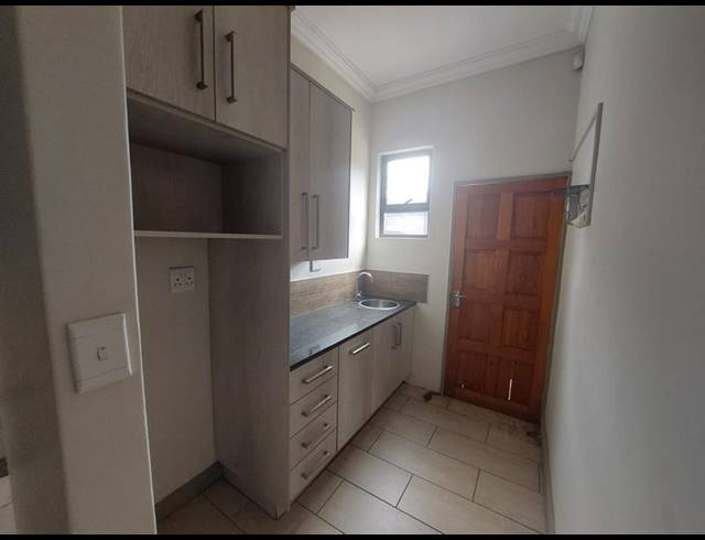 BUSINESS PROPERTY TO RENT IN VANDERBIJLPARK SE 3